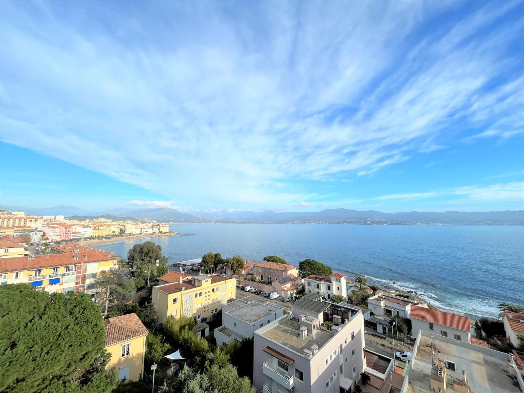 Appartement Vue Mer Carmino Ajaccio Ajaccio  Eksteriør bilde